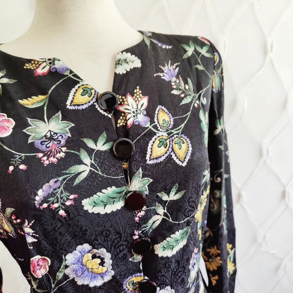 Vintage Liz Claiborne Suit • Black Floral • 2 pieces • 80s • Sz 6 - Picture 2 of 9